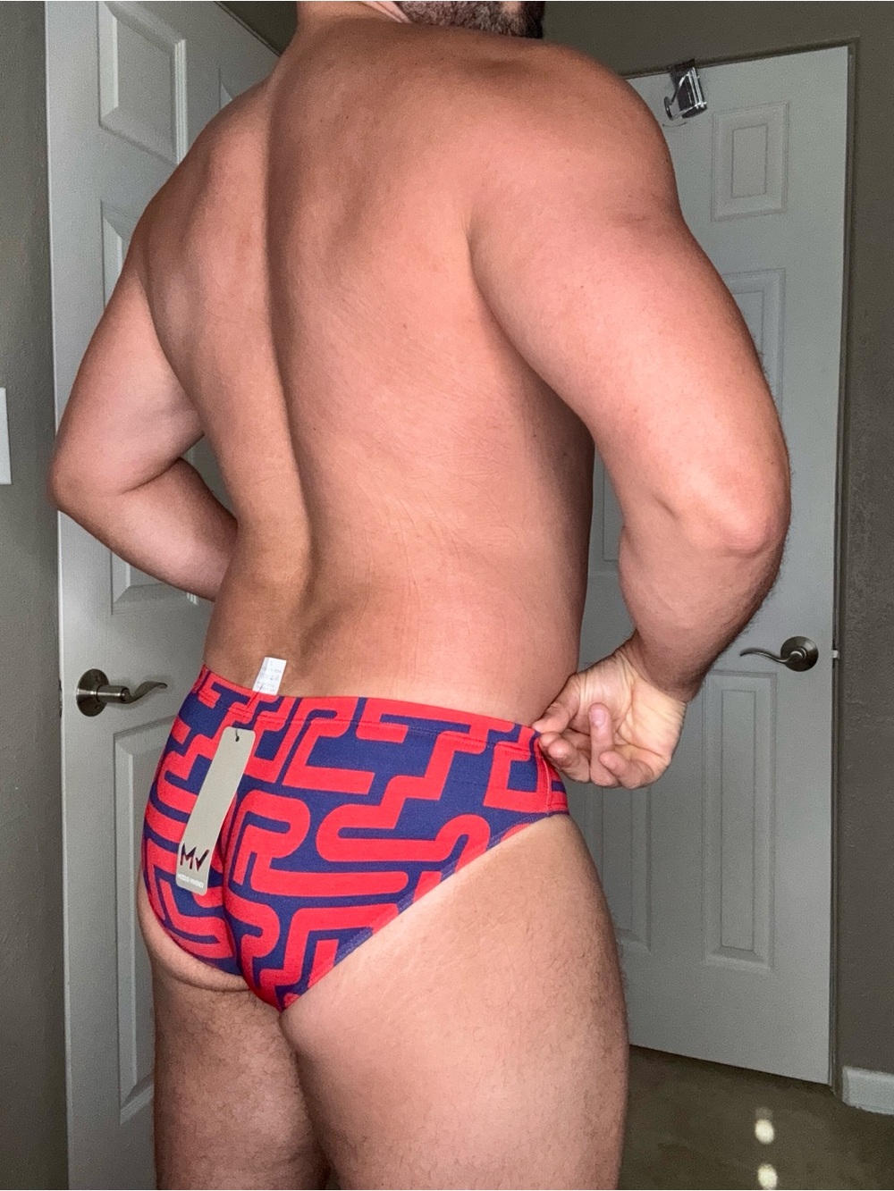 MODUS VIVENDI Men's Red and Blue Geometric Briefs - Picture 2 of 5